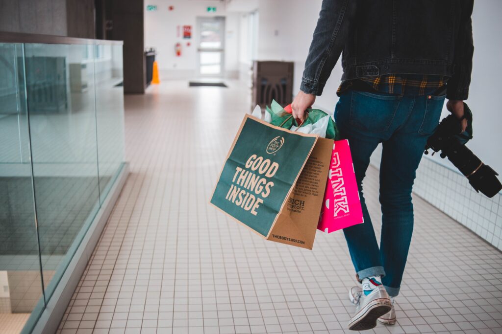 Balancing Ambiance And Acoustics In Busy Shopping Centers